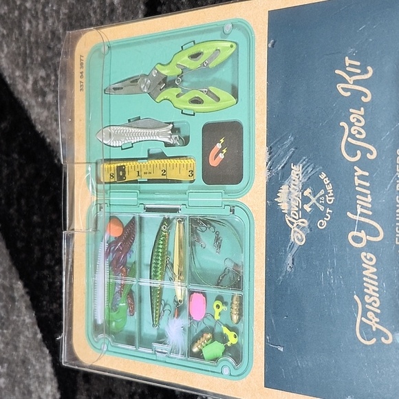 ADVENTURE IS OUT THERE FISHING UTILITY TOOL KIT 🎣 - Picture 3 of 10
